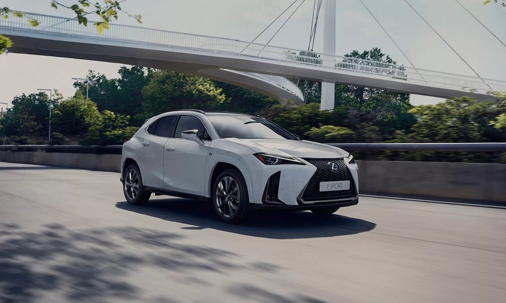 LEXUS UX HYBRID 250h (2 FWD E-CVT F SPORT DESIGN)