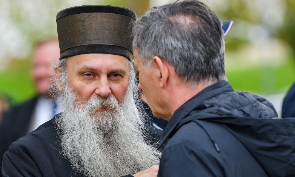 Pakračko-slavonski episkop Jovan Ćulibrk