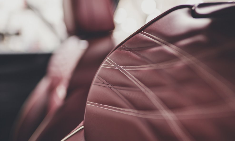 Olive Tan Leather je održiva koža za Bentleyeve modele