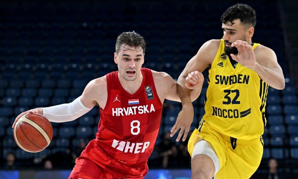 Mario Hezonja (lijevo)