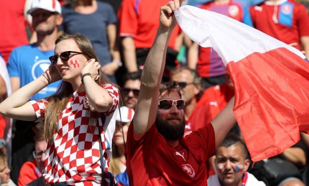 Navijači na utakmici Češka - Hrvatska (2)