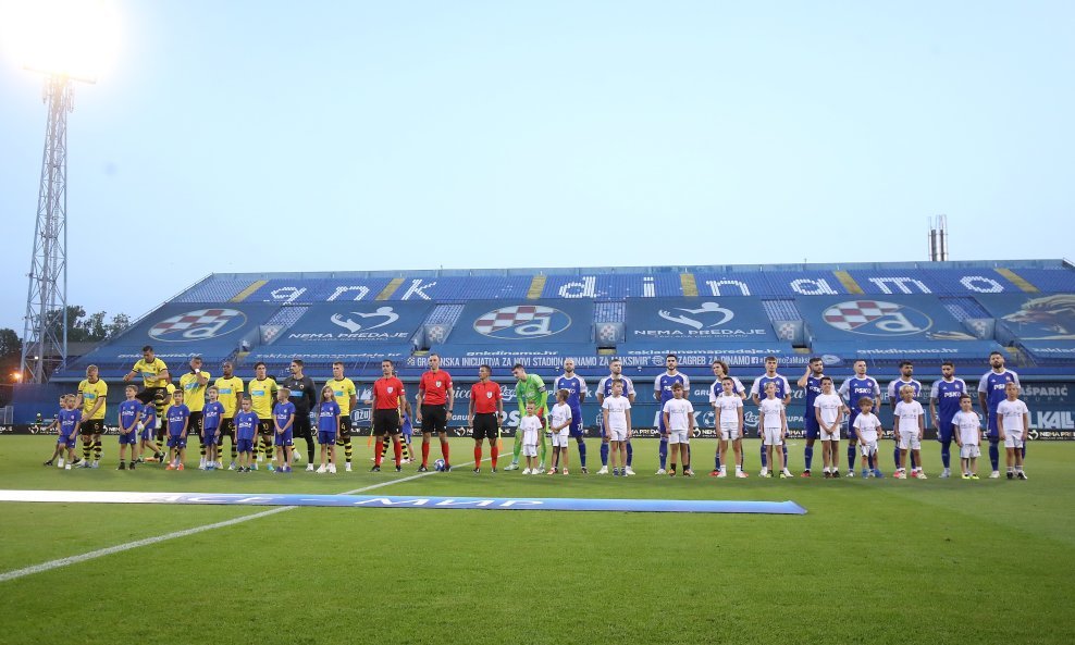 Početne postave Dinama i AEK-a uoči zagrebačke utakmice