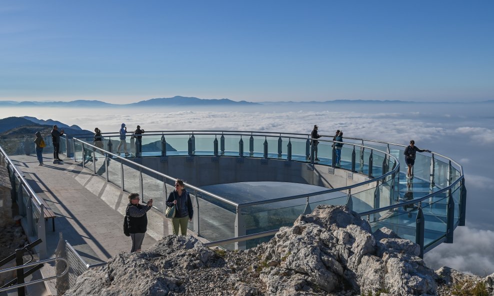 Skywalk Biokovo (ilustracija)