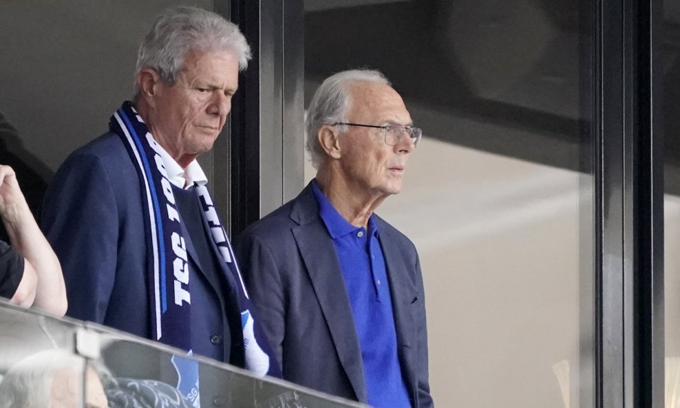 Franz Beckenbauer (desno) i Hoffenheimov pokrovitelj Dietmar Hopp