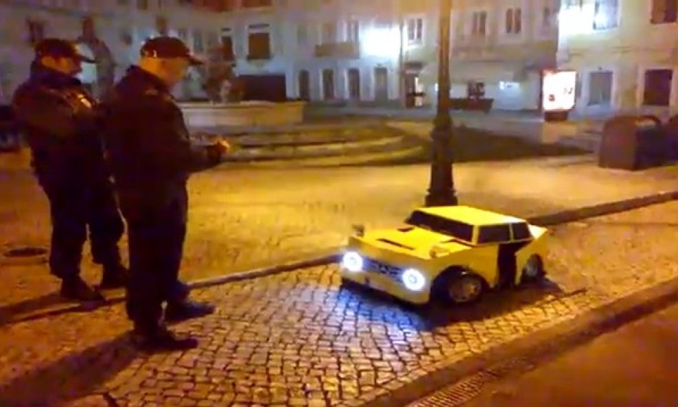 Autobot Transformer brazilski karneval