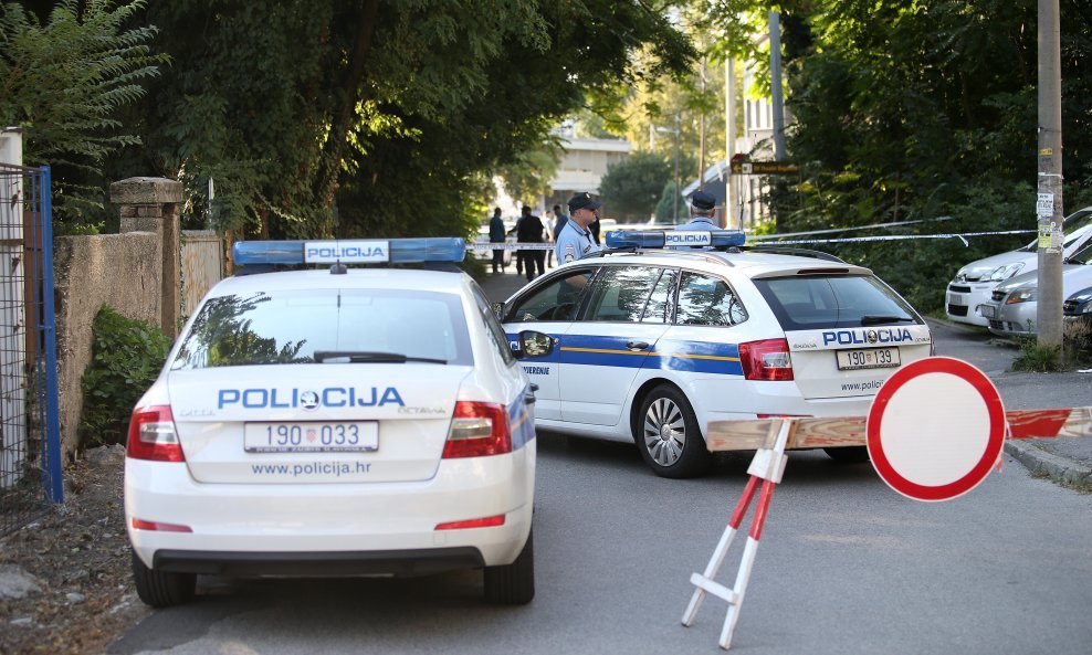 bomba zagreb policija