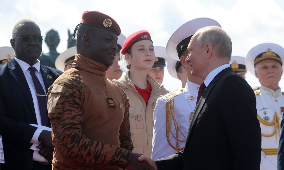 Šef vojne hunte Burkine Faso Ibrahim Taore i ruski predsjednik Vladimir Putin