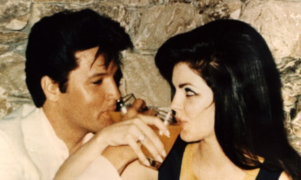 Elvis i Priscilla Presley