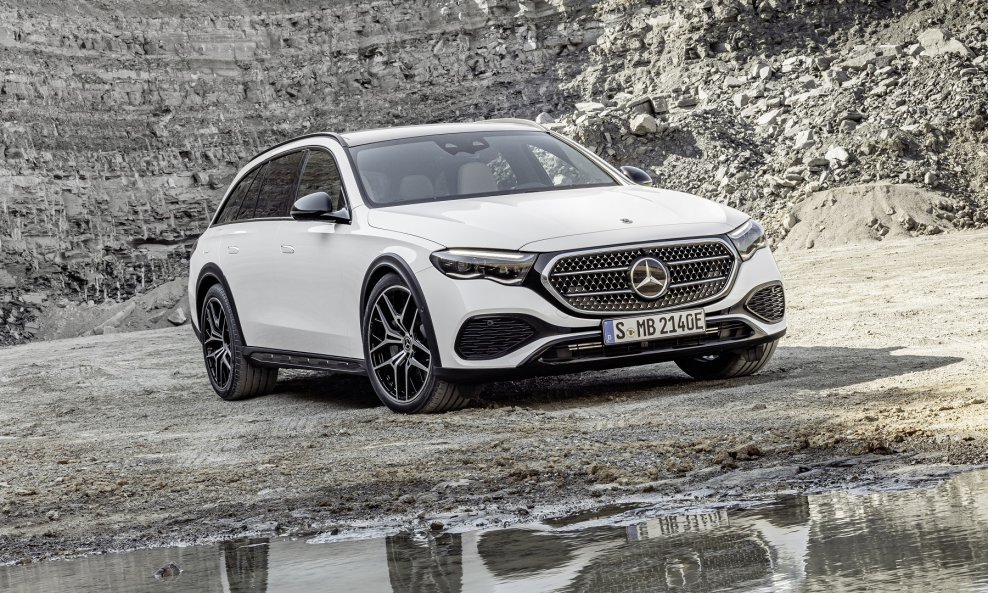 Mercedes-Benz E-klasa All-Terrain je treći model iz serije nove E-klase