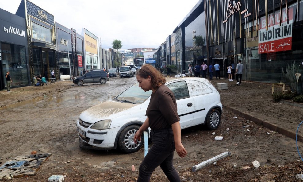 Posljedice nevremena u zapadnom dijelu Istanbula