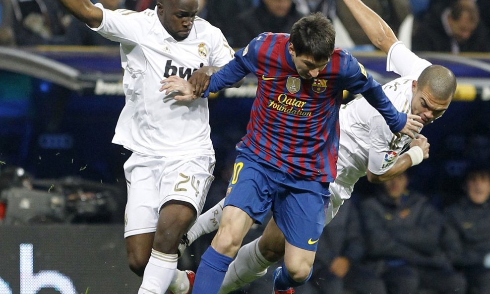 Real Madrid - Barcelona, Diarra, Messi