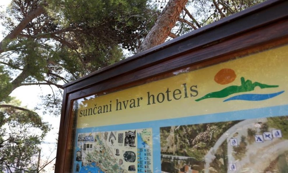 Sunčani Hvar