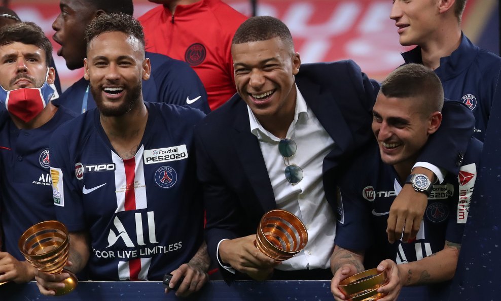 Sdesna Marco Verratti, Mbappe i Neymar