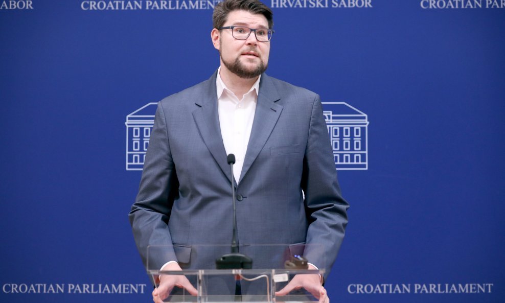 Peđa Grbin