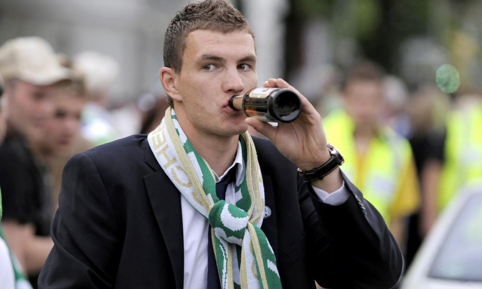 Edin Džeko u dresu Wolfsburga (3)