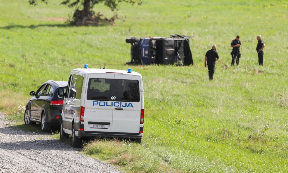 Nesreća nedaleko Jankomirskog mosta