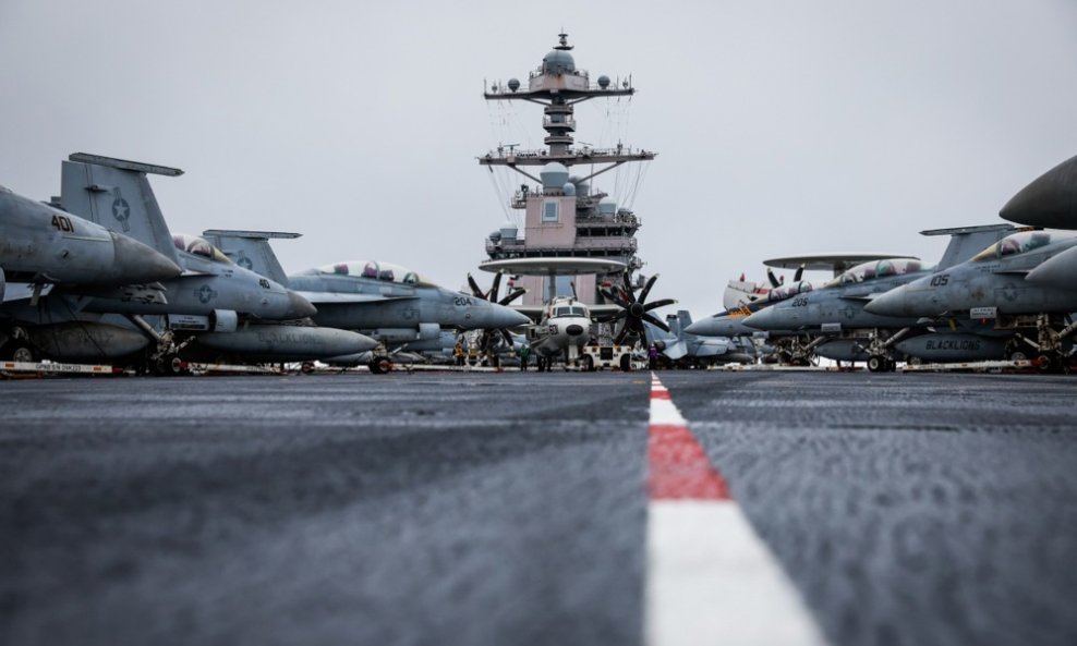 USS Gerald R. Ford - Ilustracija