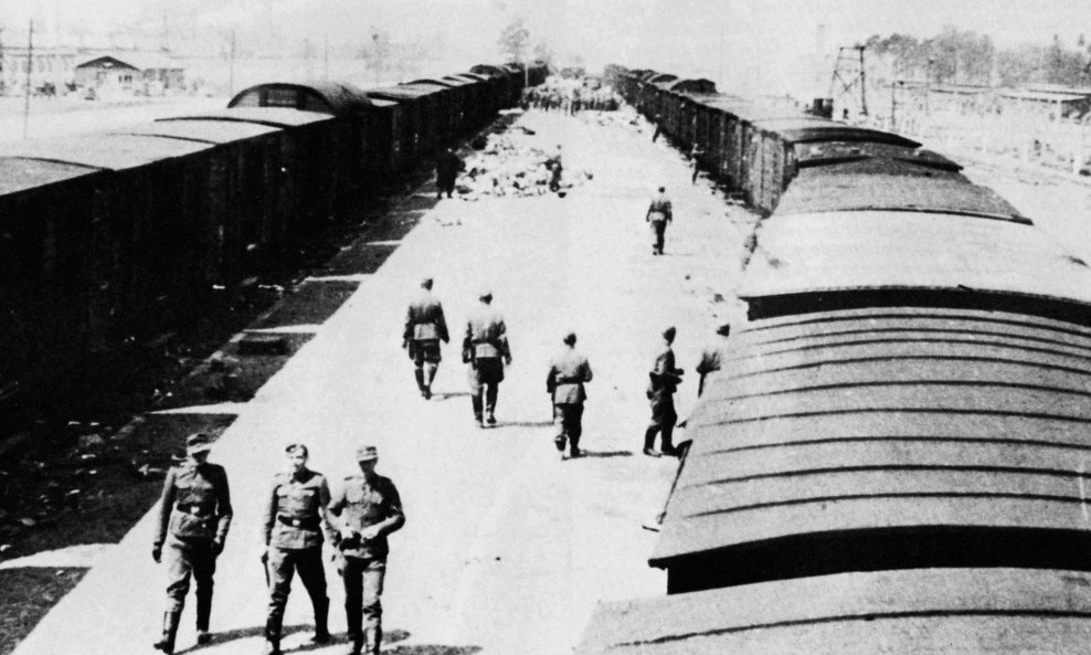 Prizor iz koncentracijskog logora Auschwitz-Birkenau