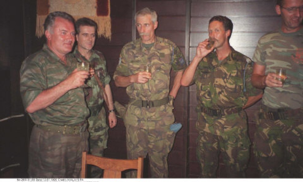 Nizozemski bataljun Ratko Mladić