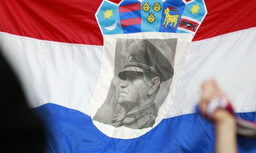 hrvatska zastava ante pavelić