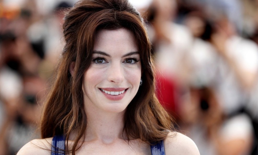 Anne Hathaway