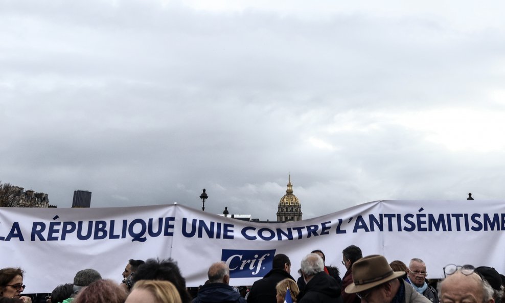 Prosvjedi protiv antisemitizma u Parizu