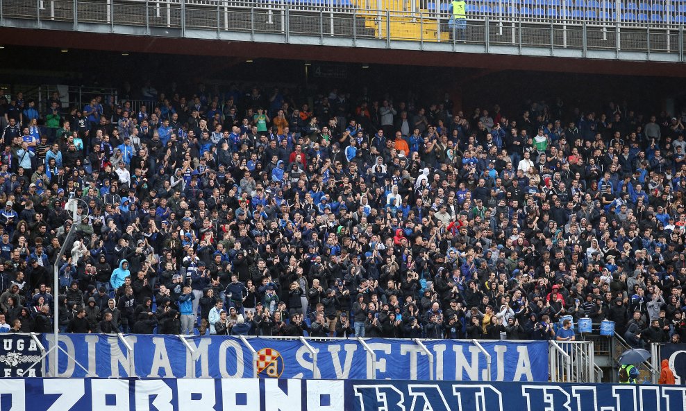 Navijači na Maksimiru