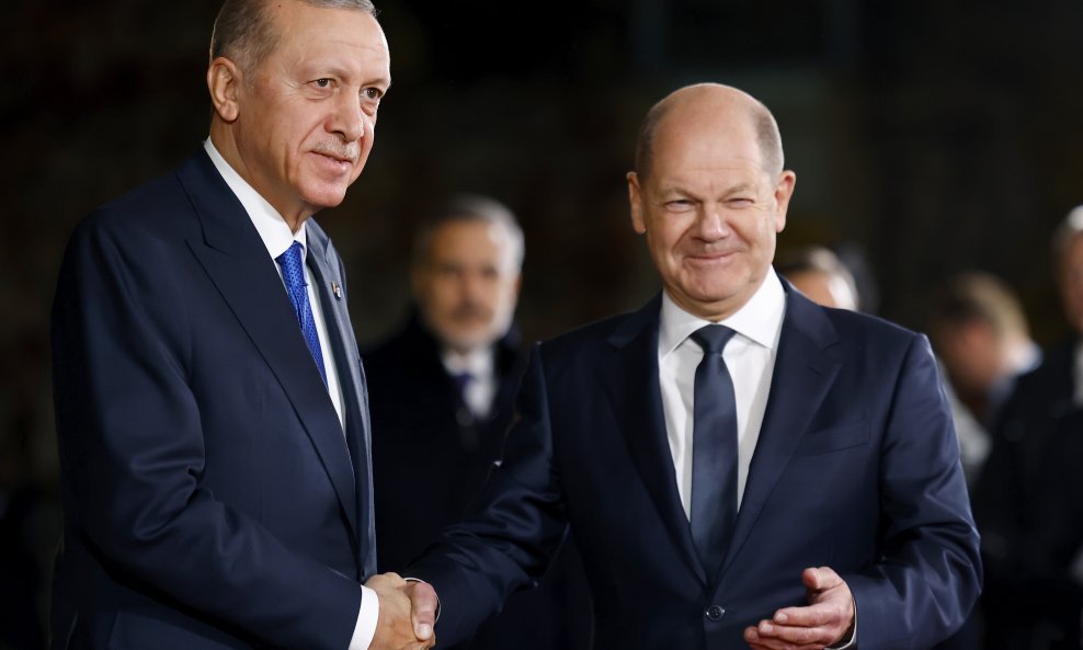 Recep Tayyip Erdogan i Olaf Scholz
