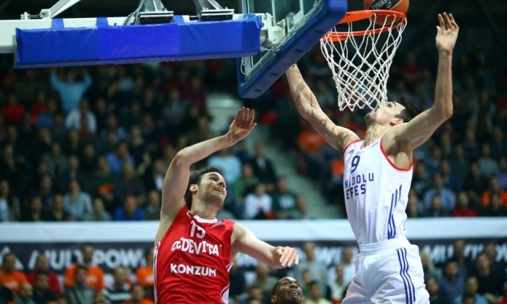 Miro Bilan Dario Šarić KK Cedevita Anadolu Efes