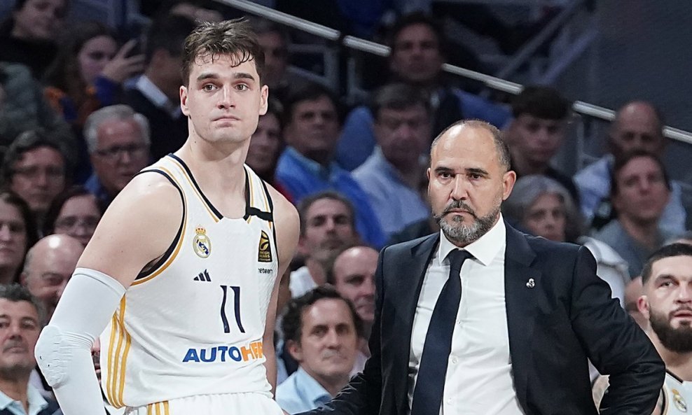 Mario Hezonja i trener Chus Mateo