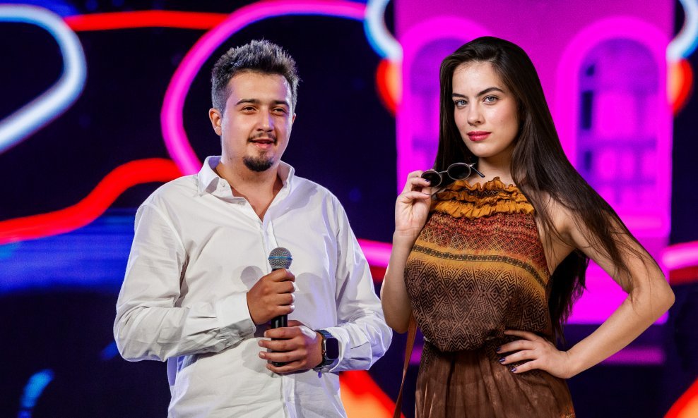 Faris Pinjo, Ana Uršula Najev