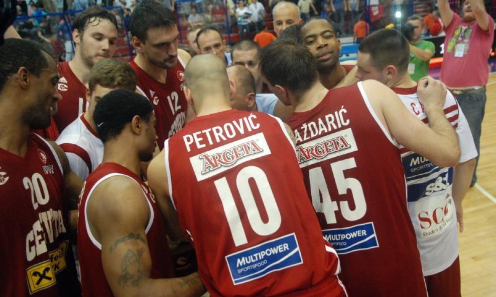 Košarkaši Cedevite