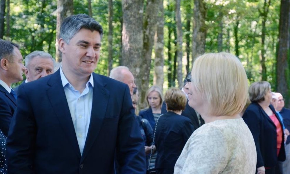 Premijer Zoran Milanović i gradonačelnica Siska Kristina Ikić Baniček