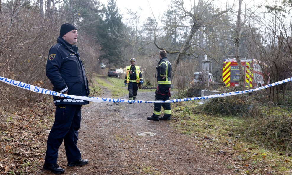 Postojna, Vlak naletio na skupinu radnika