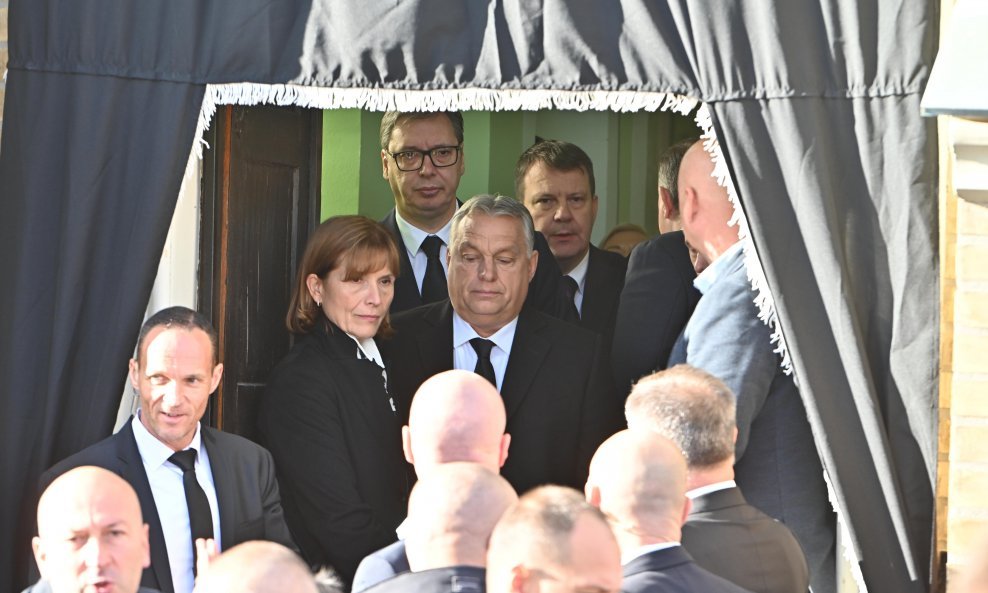 Aleksandar Vučić i Viktor Orbán na sprovodu Istvána Pásztora, dugogodišnjeg predsjednika Saveza vojvođanskih Mađara