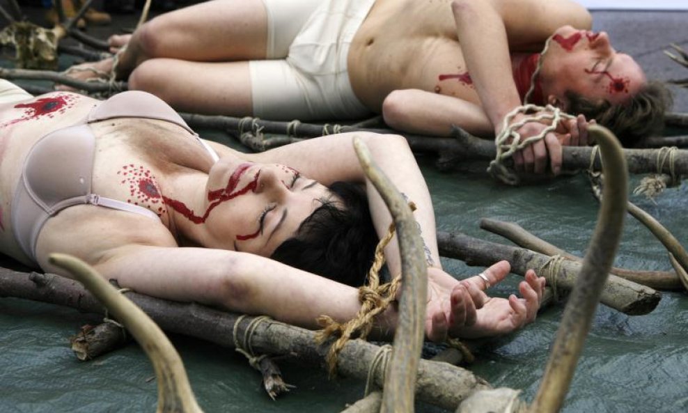 Prijatelji životinja protiv lova 3