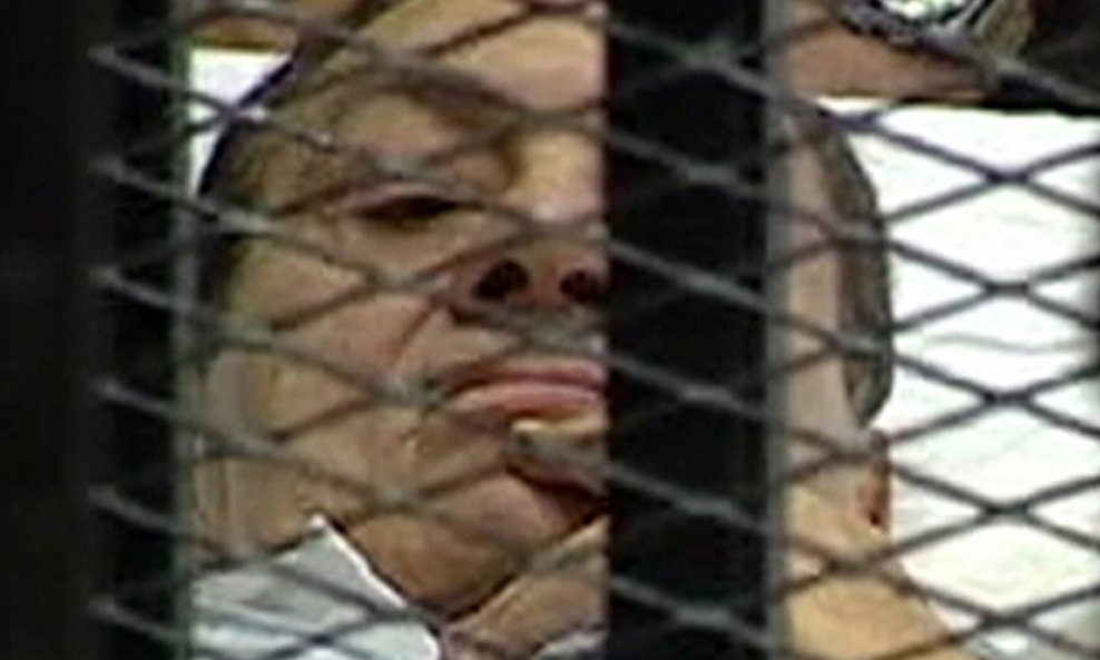 hosni mubarak u kavezu