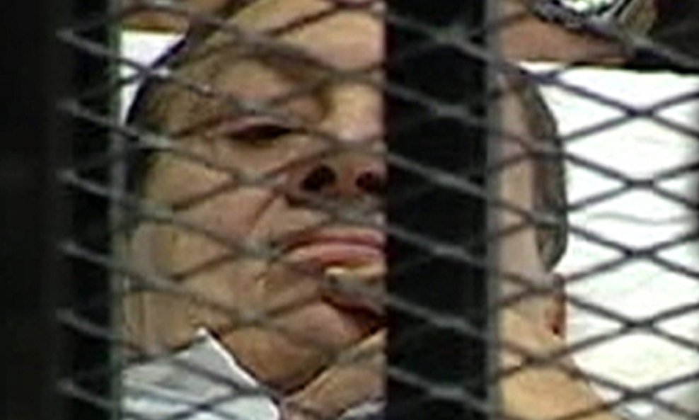 hosni mubarak u kavezu