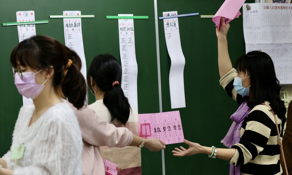 Prebrojavanje glasova na izborima u Tajvanu