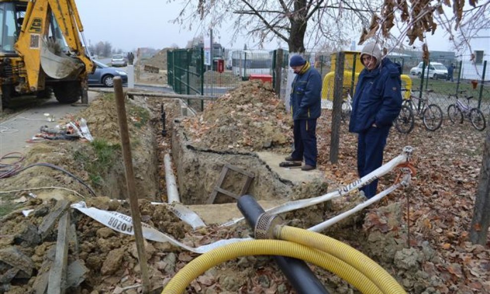 Zbog radova HEPa na odorizacijskom postrojenju Slatinčani bez grijanja