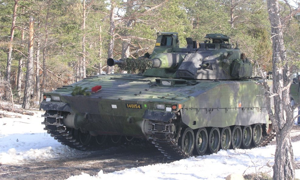 Inačica borbenog vozila CV9040, kakvu koristi pukovnija P7