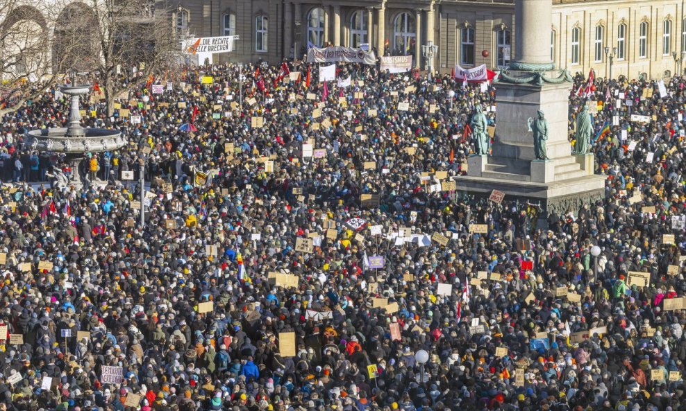 Prosvjed protiv desnice u Stuttgartu