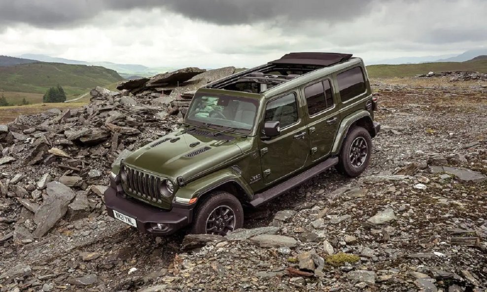 Jeep Wrangler Rubicon je Najbolji obiteljski SUV za terensku vožnju u izboru časopisa What Car?