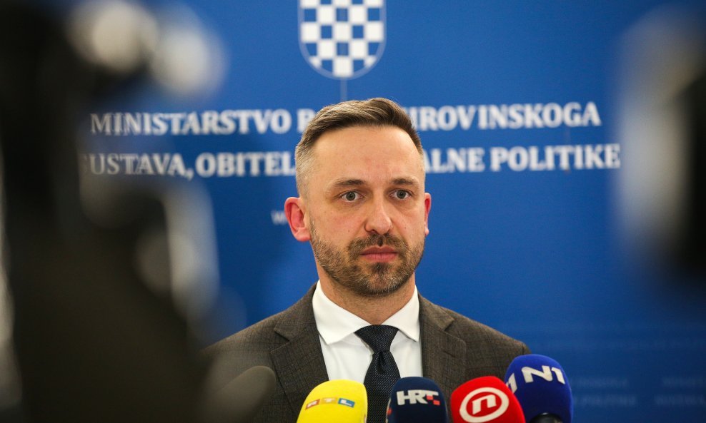 Marin Piletić, ministar rada i socijalne politike