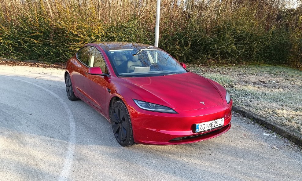 Tesla Model 3 Long Range Dual Motor All-Wheel Drive