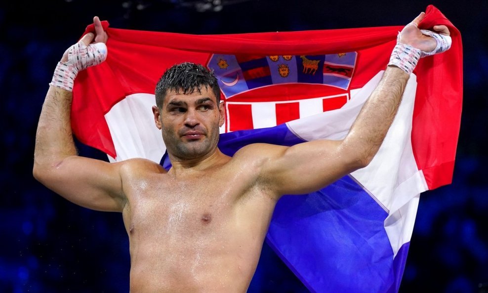 Hrvatski boksač Filip Hrgović
