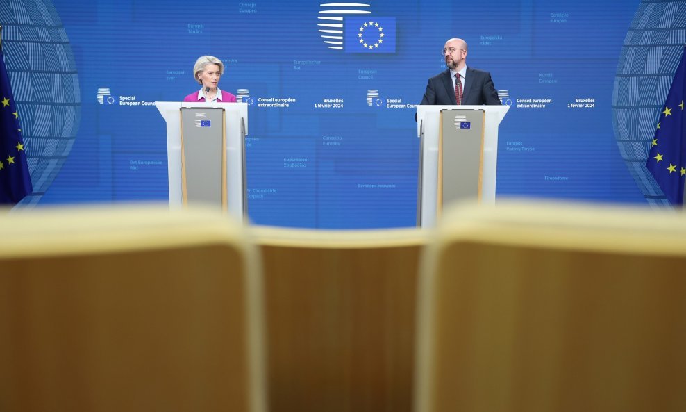 Ursula von der Leyen i Charles Michel