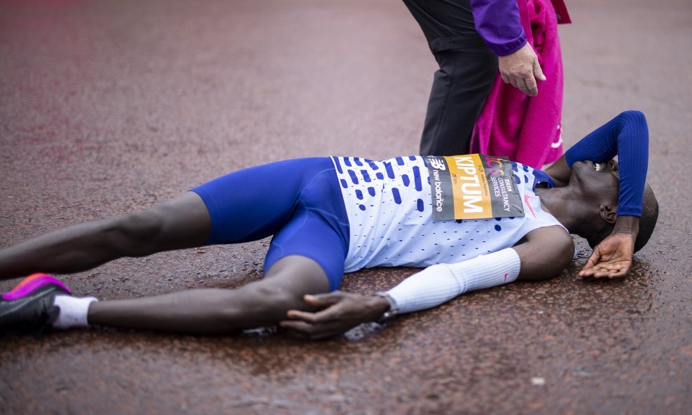 Kelvin Kiptum u cilju londonskog maratona