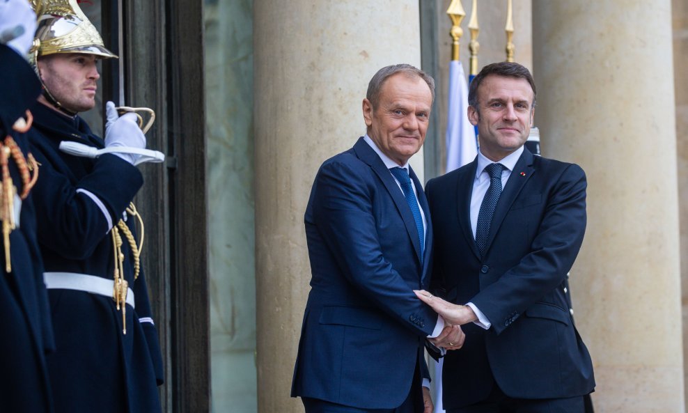 Donald Tusk i Emmanuel Macron