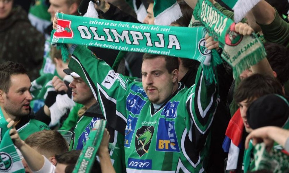 Olimpija navijači 2012